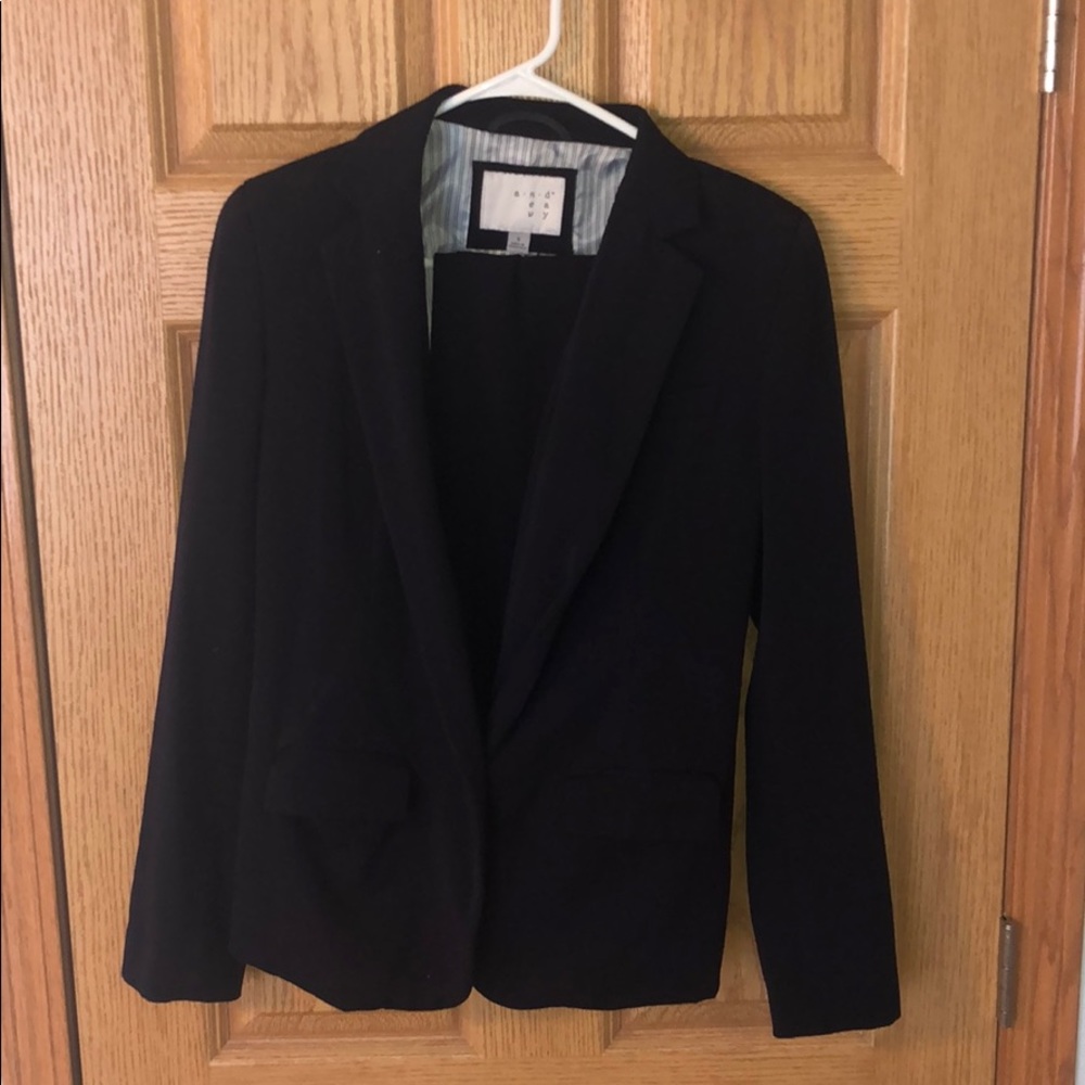 Navy Blue Pant Suit